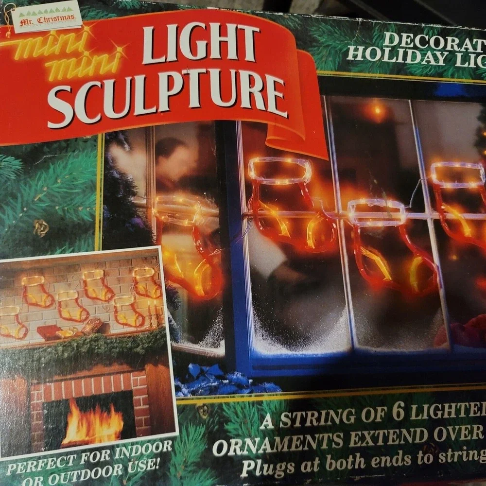 Mr.‎ Christmas Mini Mini Light Sculpture String 6 Stocking Lights 15ft 1994 Red